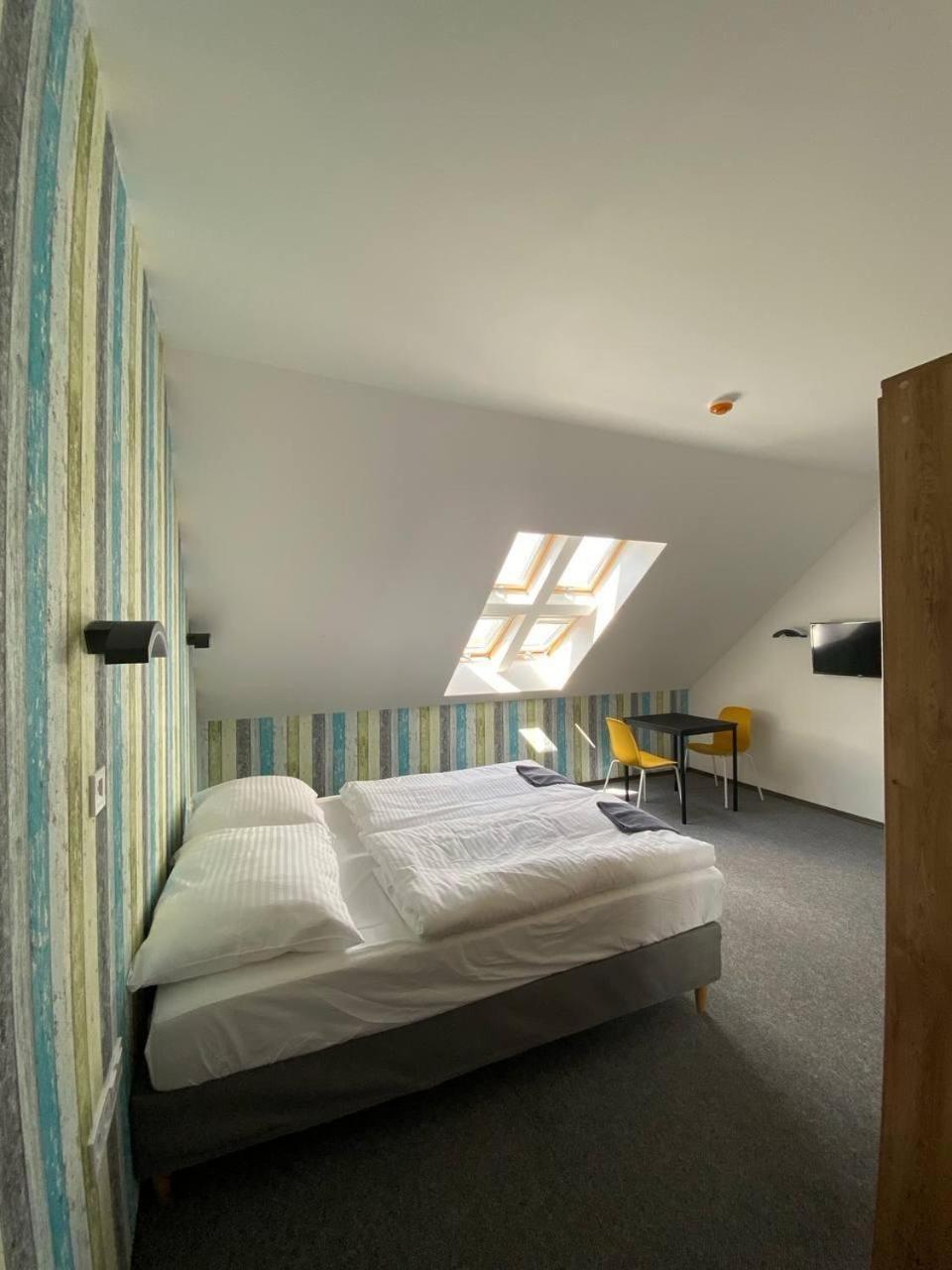 Rc Jecna Rooms Praga Exterior foto